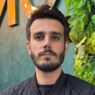 Ramin Raspul — Kıdemli Berber